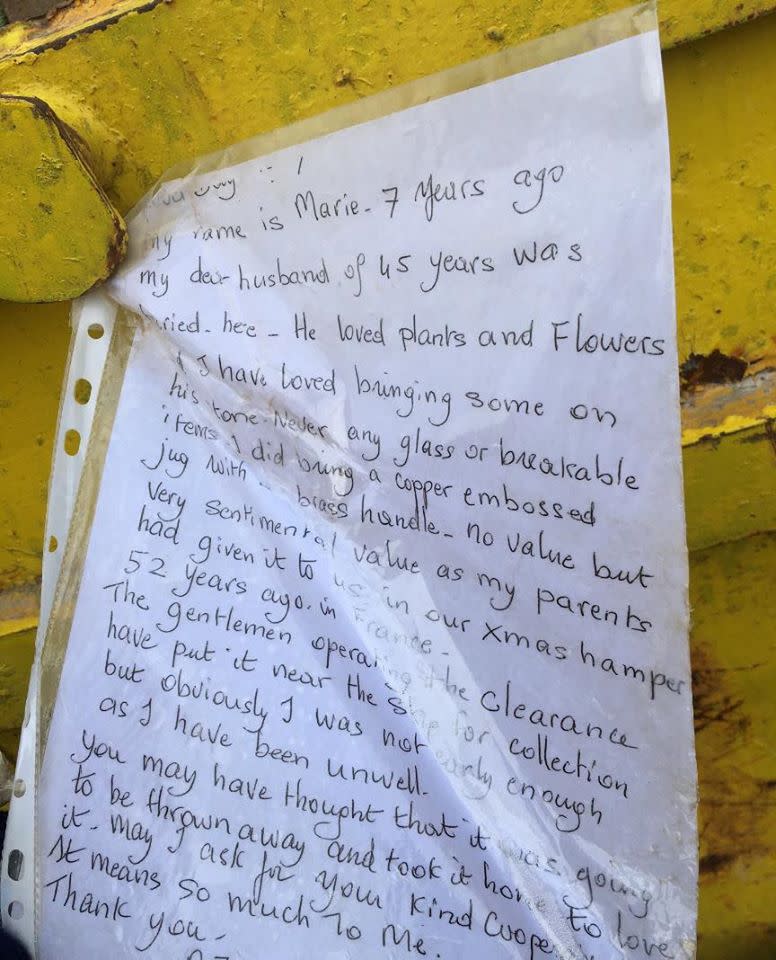 One mourner left a note pleading for her lost precious keepsakes that were removed from her husband's grave (Facebook)