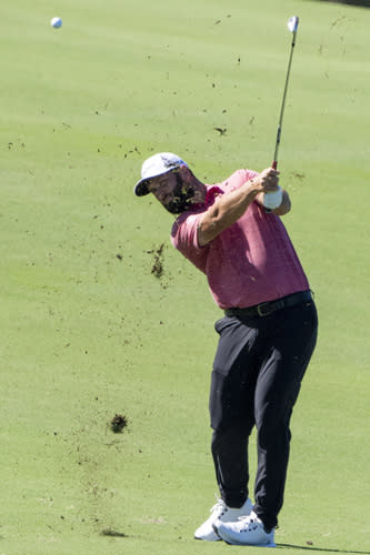 Vestido para el éxito: Jon Rahm en el Sentry Tournament of Champions 2023