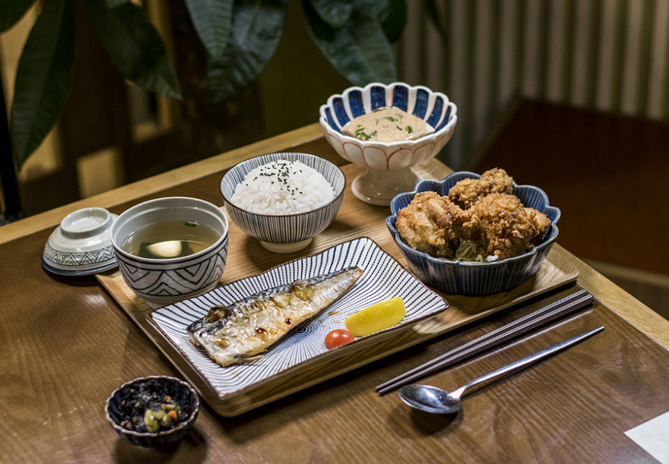 荔枝角美食︱2,000呎寵物友善餐廳 台日式套餐最平$68食到 招牌腐乳炸鹽酥雞