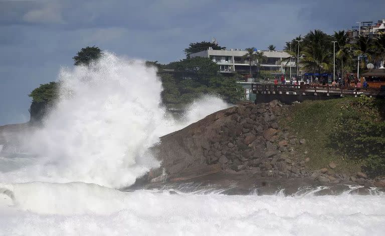 Los efectos del ciclón Yakecan alteraron las playas del río
