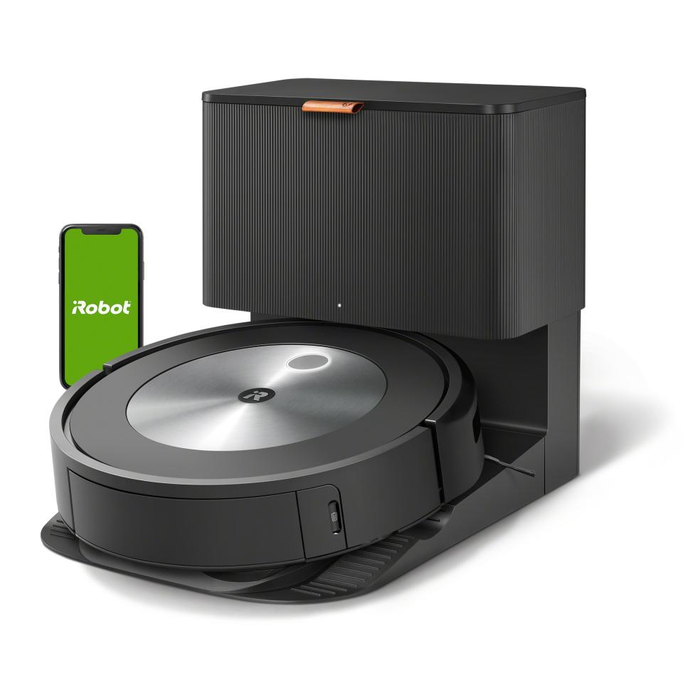 <p>iRobot Roomba j7+</p>
