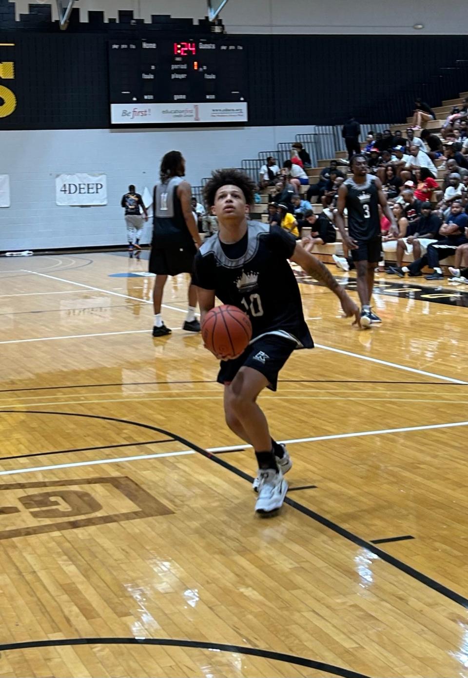 John "Juni" Mobley Jr., an Ohio State verbal commitment for the 2024 class, suited up in the Kingdom Summer League at Ohio Dominican on August 6, 2023.