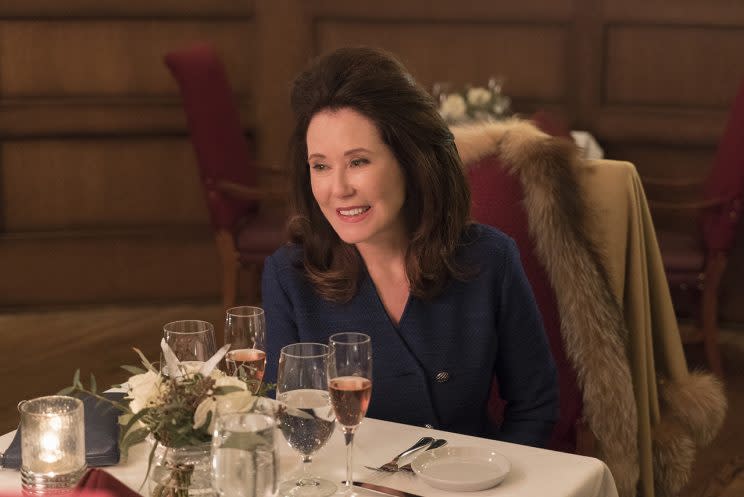 Mary McDonnell as Widow Goldfarb in FX's Fargo. (Photo: Chris Large/FX)