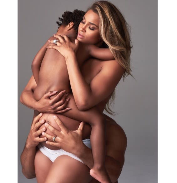 Ciara Sexy Video Sex - Ciara's pregnancy photo sparks controversy