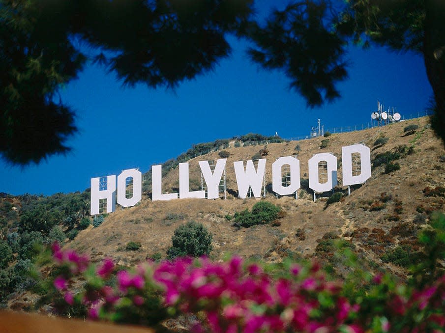 hollywood sign