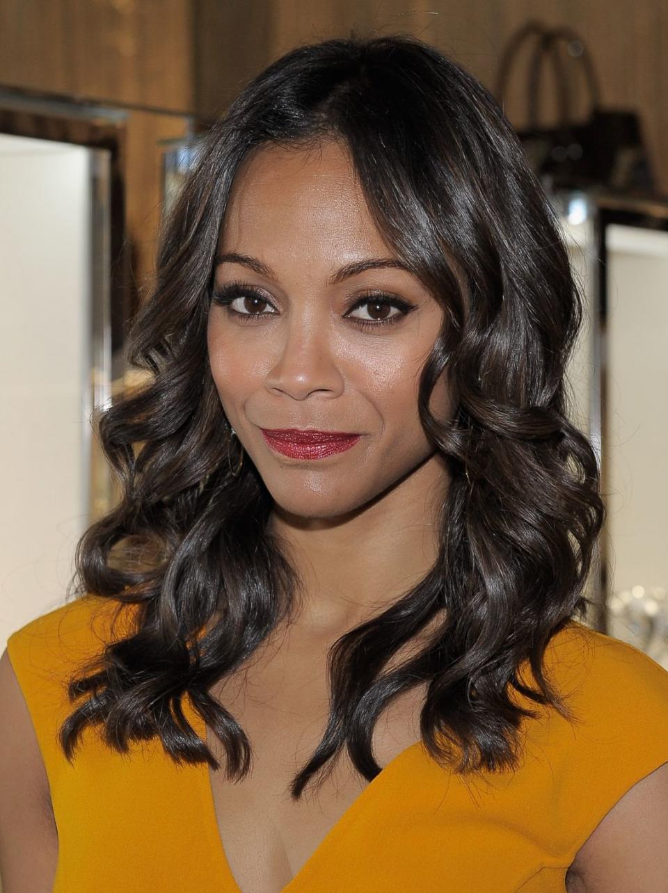 Curly Hairstyles: Zoe Saldana