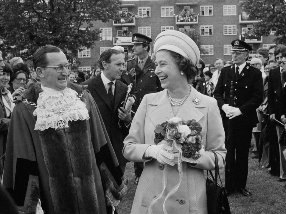 Queen Elizabeth II in Deptford, during a walkabout to commemorate her Silver Jubilee, London, UK, 9th June 1977 (Getty Images)
