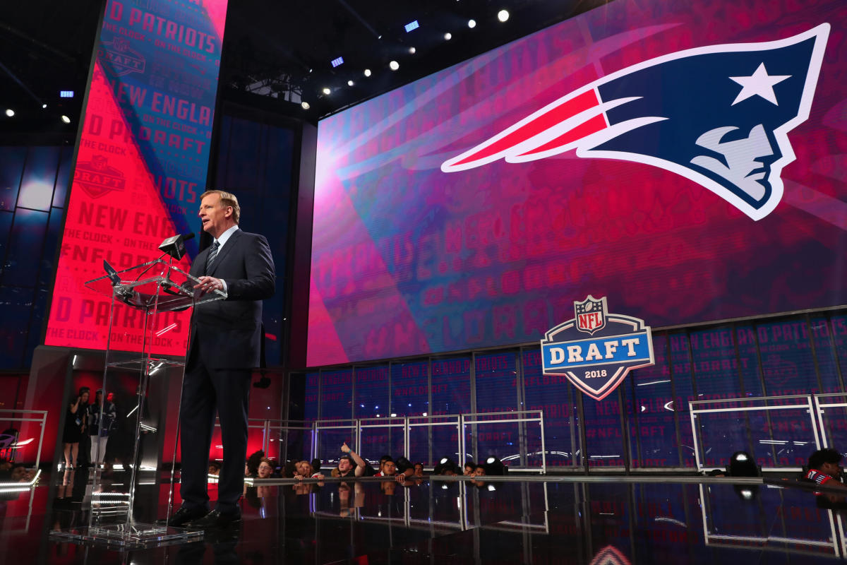 Patriots exec thinks team has 'good idea' of cost to trade No. 14 pick