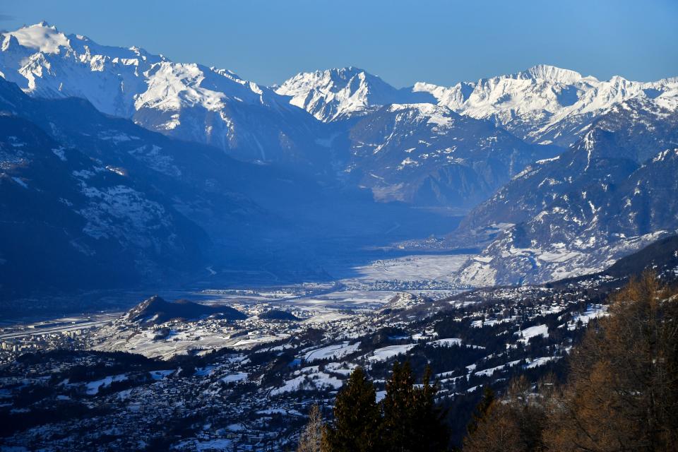 Im Crans-Montana-Gebiet verschüttete eine Lawine mehrere Menschen. (Foto: Getty Images/FABRICE COFFRINI)