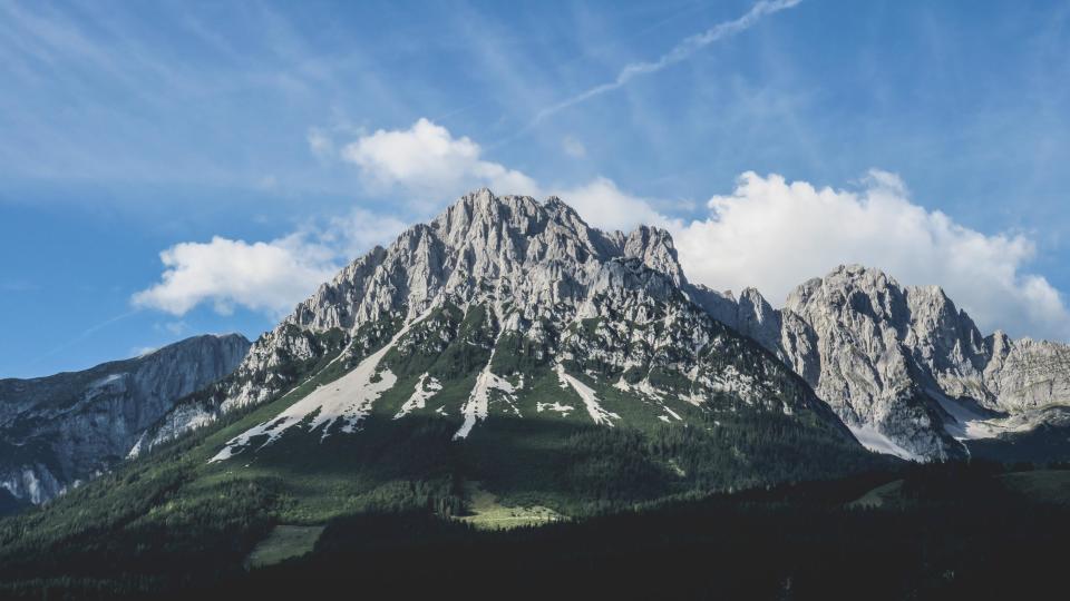 Tuxeck, Ellmau, Austria (Photo by Paul Gilmore on Unsplash)