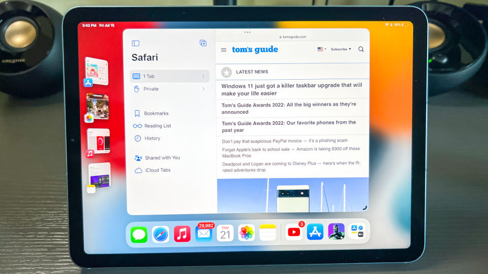 Stage Manager on iPadOS 16