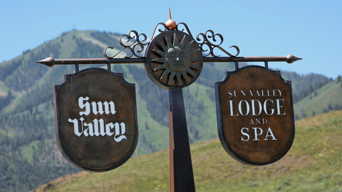 Sun Valley Conference sees top CEOs convene to talk AI, streaming