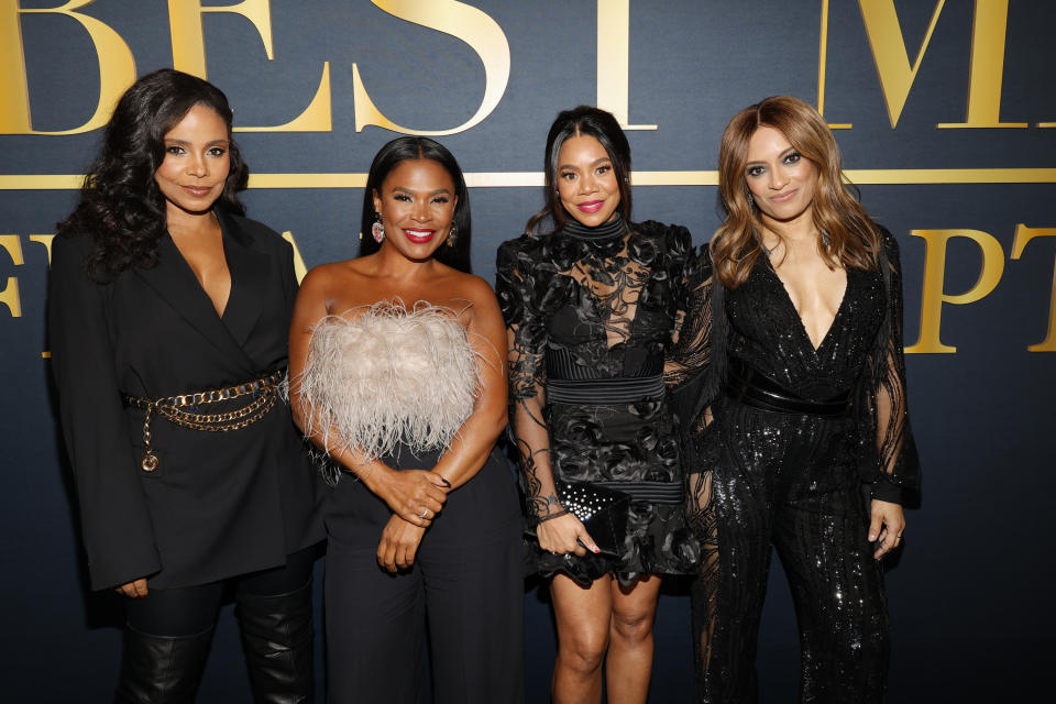 Sanaa Lathan, Nia Long, Regina Hall, Melissa De Sousa dressed in black and gray evening attire on red carpet