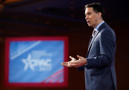 FILE PHOTO: Wisconsin Governor Scott Walker speaks during the Conservative Political Action Conference (CPAC) in National Harbor, Maryland, U.S., February 23, 2017.      REUTERS/Joshua Roberts