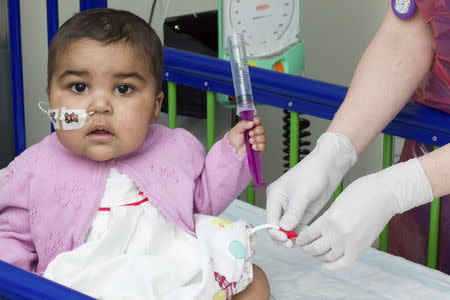 Baby Layla is seen at Great Ormond Street Hospital (GOSH) in London in this June 24, 2015 handout photo by the hospital released on November 5, 2015. REUTERS/Great Ormond Street Hospital/Handout via Reuters