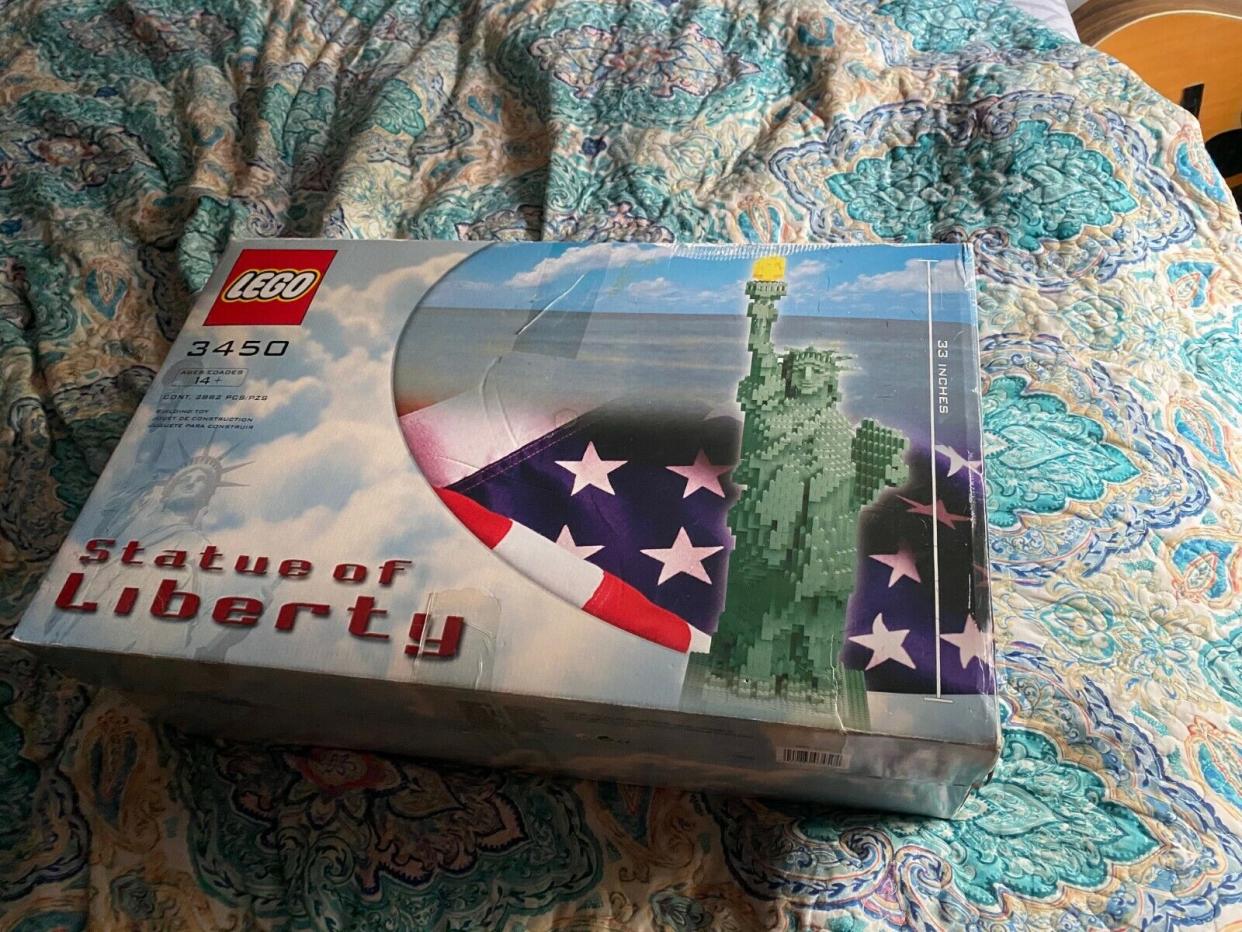 Lego Sculptures Statue Of Liberty 3450-1