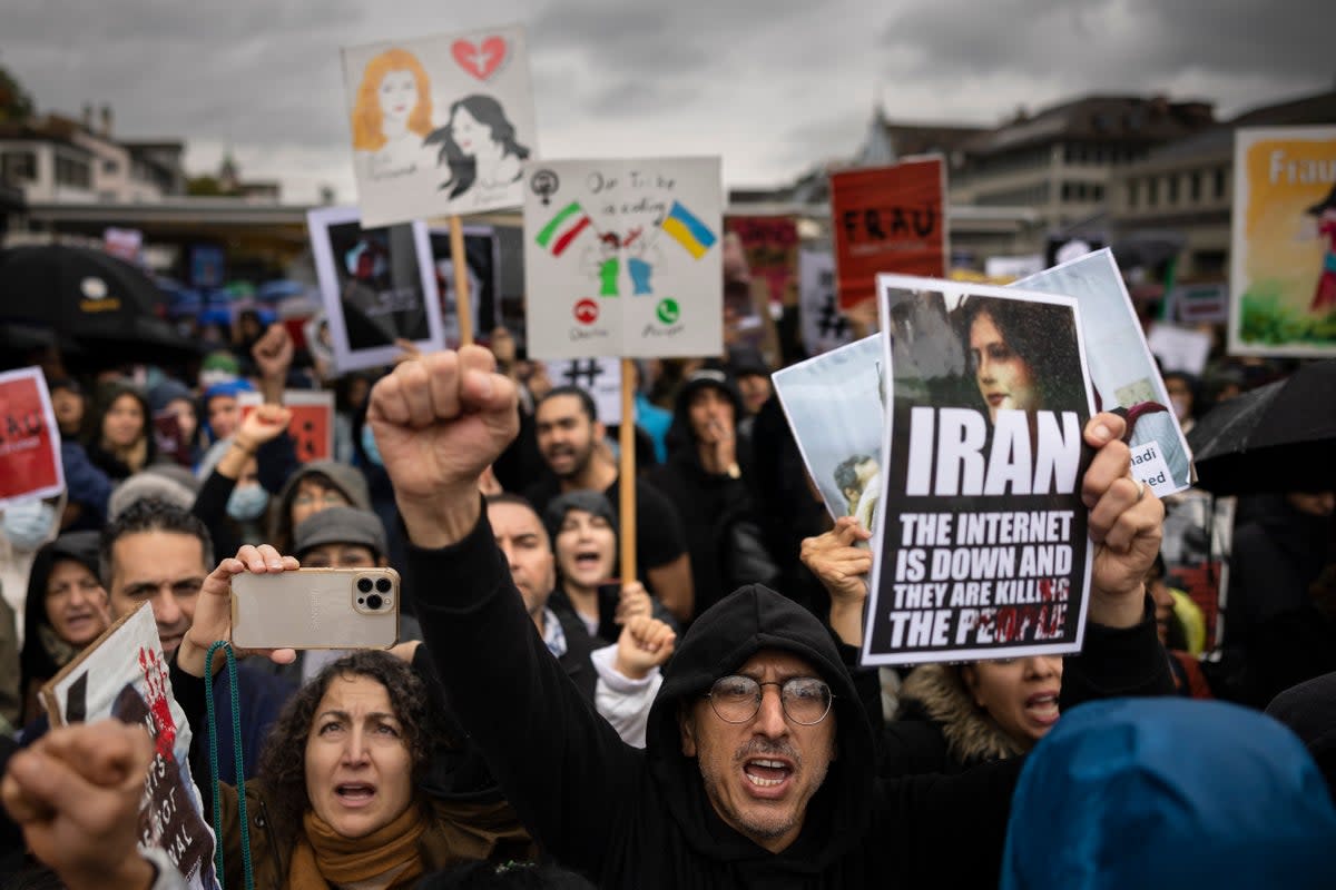 SUIZA-IRÁN-PROTESTAS (AP)