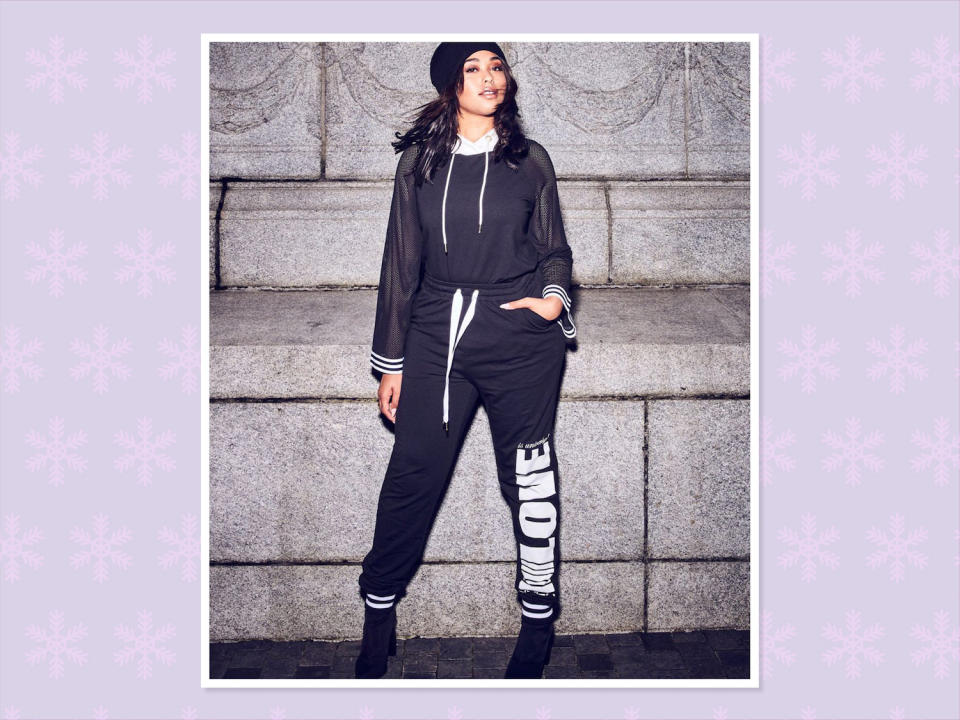 <p>Nola x Jordyn Woods Harem Jogger Pant With Print, $58, <a rel="nofollow noopener" href="https://www.additionelle.com/en-us/nola-x-jordyn-woods-harem-jogger-pant-with-print/771221.html?dwvar_771221_color=Black&cgid=Collections-Jordyn-Woods" target="_blank" data-ylk="slk:Addition Elle;elm:context_link;itc:0;sec:content-canvas" class="link ">Addition Elle</a> (Photo: Addition Elle) </p>