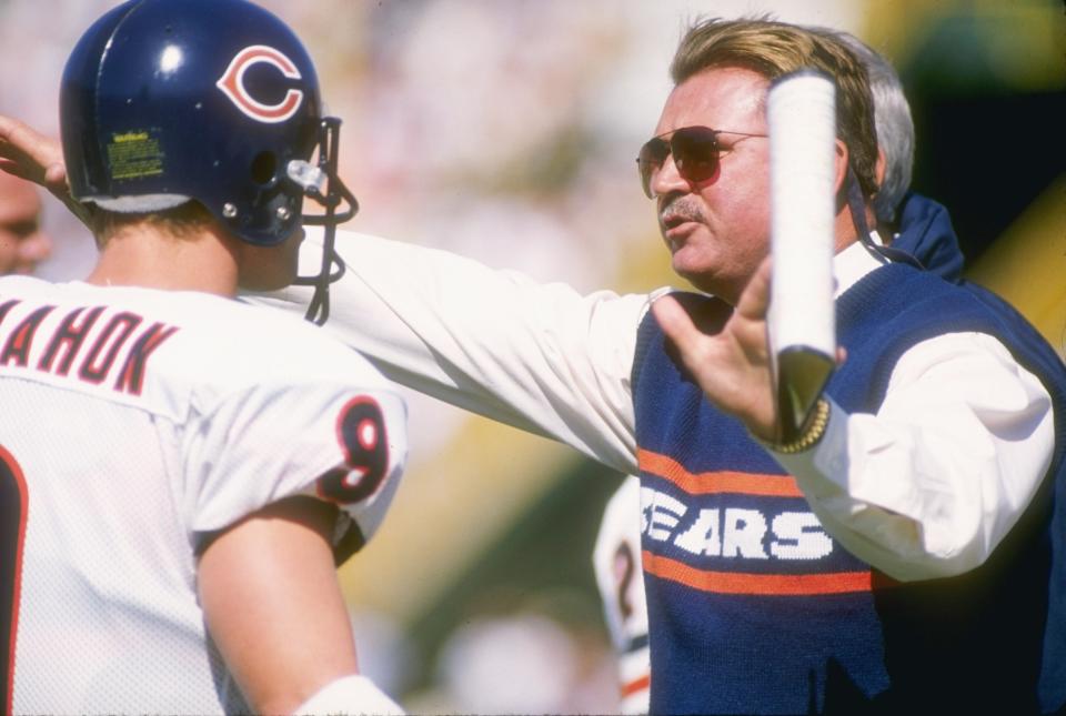 25 Sep 1988: Head coach Mike Ditka of the Chicago Bears instructs quarterback Jim McMahon during the Bears 24-6 victory over the <a class="link " href="https://sports.yahoo.com/nfl/teams/green-bay/" data-i13n="sec:content-canvas;subsec:anchor_text;elm:context_link" data-ylk="slk:Green Bay Packers;sec:content-canvas;subsec:anchor_text;elm:context_link;itc:0">Green Bay Packers</a> at Lambeau Field in Green Bay, Wisconsin. Mandatory Credit: Jonathan Daniel /Allsport