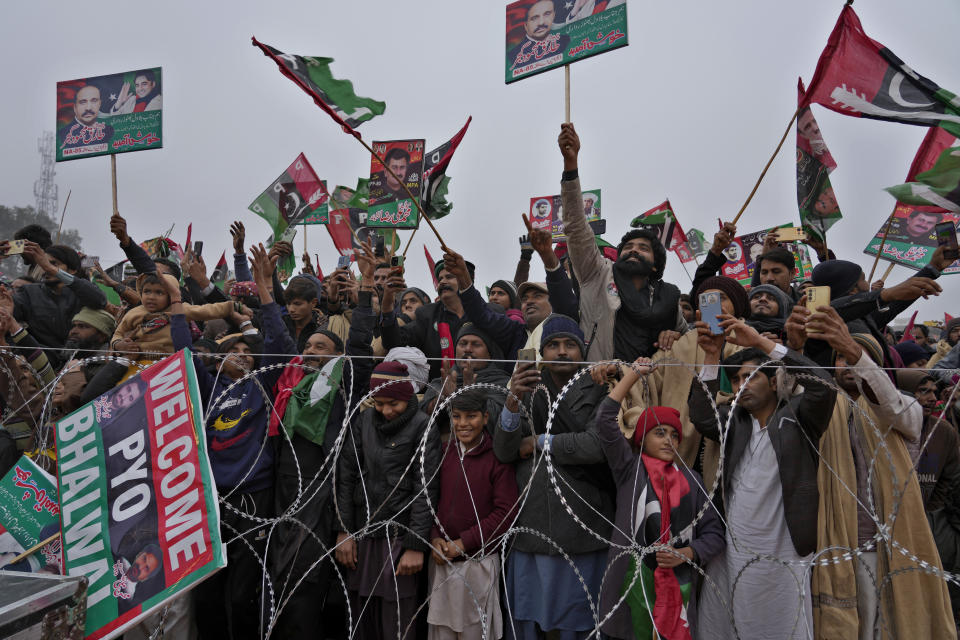 Supporters of Pakistan People's Party attend an election campaign rally, in Bhalwal, Pakistan, Wednesday, Jan. 24, 2024. (AP Photo/Anjum Naveed)