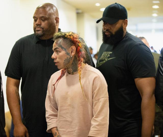 Tekashi 6ix9ine Rushed To Hospital After Brutal Attack In Gym Bathroom 4386