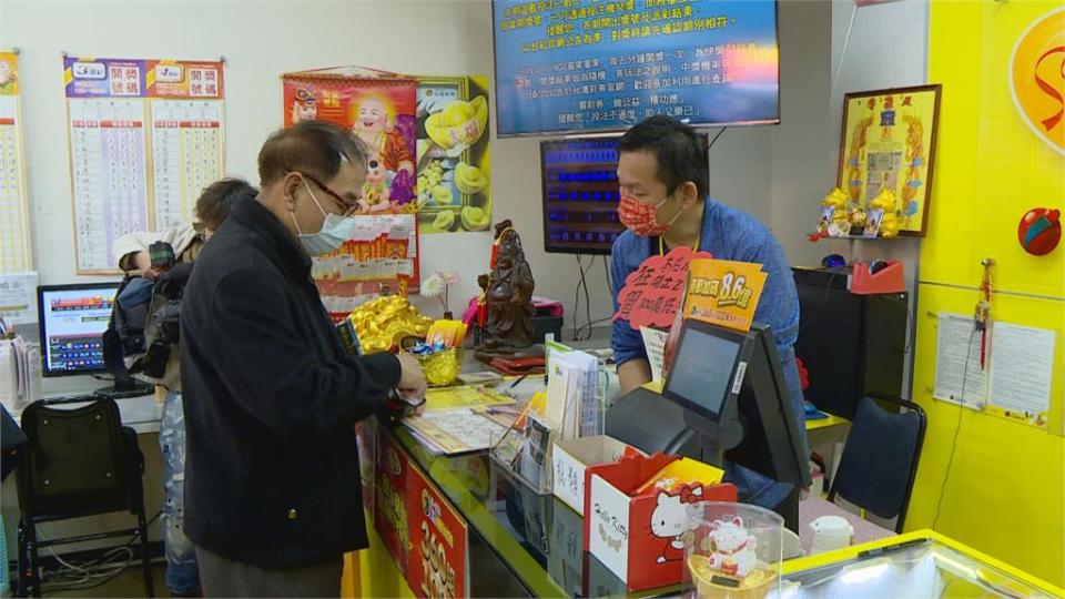 年初四財神到！ 男子半夜興起找投注站  刮中百萬