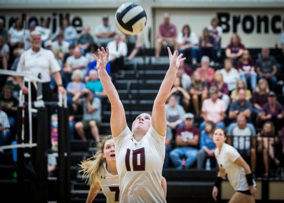 Wes-Del's Avery Townsend sets against Daleville during their game at Daleville High School Tuesday, Aug. 17, 2021. Wes-Del defeated Daleville 3-0.