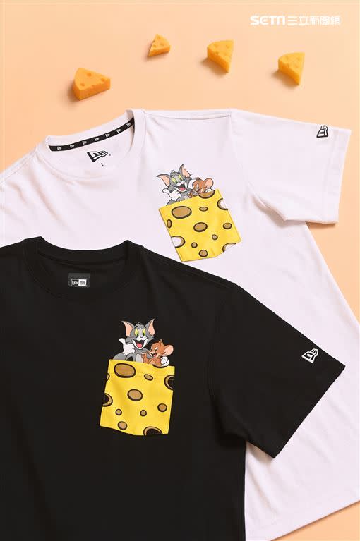 推出兩款以起司圖樣口袋及Tom & Jerry親密同框設計的T-shirt。（圖／品牌提供）