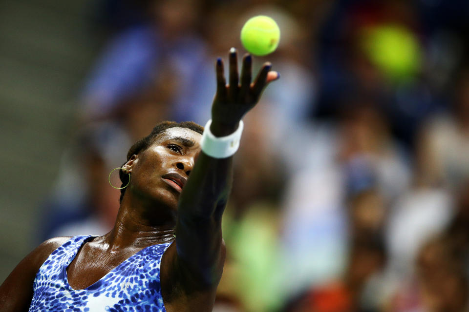 NEW YORK, NY - SEPTEMBER 08:  Venus Williams of the United States serves to Serena Williams of the United States during their Women's Singles Quarterfinals match on Day Nine of the 2015 US Open at the USTA Billie Jean King National Tennis Center on September 8, 2015 in the Flushing neighborhood of the Queens borough of New York City.  (Photo by Clive Brunskill/Getty Images)