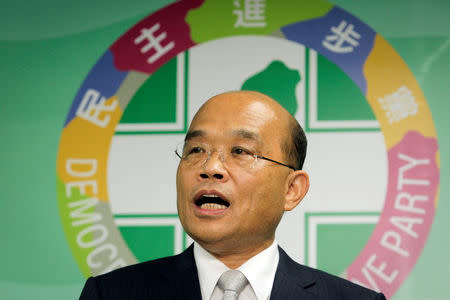 FILE PHOTO - Su Tseng-chang of Taiwan's Democratic Progressive Party (DPP) gives a speech during a news conference in Taipei, Taiwan May 30, 2012. REUTERS/Yi-Ting Chung/File Picture