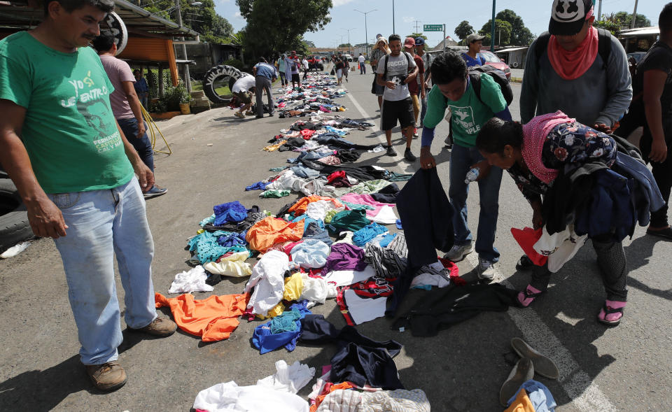 FOTOS | Migrantes toman calles de Huixtla, Chiapas, rumbo a EEUU