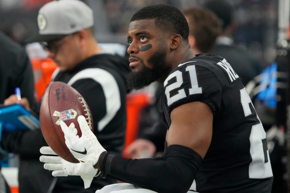 Raiders cornerback Amik Robertson during a game vs. the Chiefs, Jan. 7, 2023.