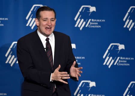 Republican presidential candidate Sen. Ted Cruz (R-TX) speaks during the Republican Jewish Coalition Spring Leadership Meeting in Las Vegas, Nevada April 25, 2015. REUTERS/David Becker