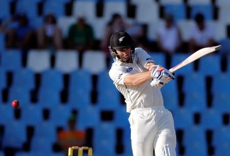 Cricket - New Zealand v South Africa - second cricket test match - Centurion Park, Centurion, South Africa - 30/8/2016. New Zealand's Tim Southee plays a shot. REUTERS/Siphiwe Sibeko