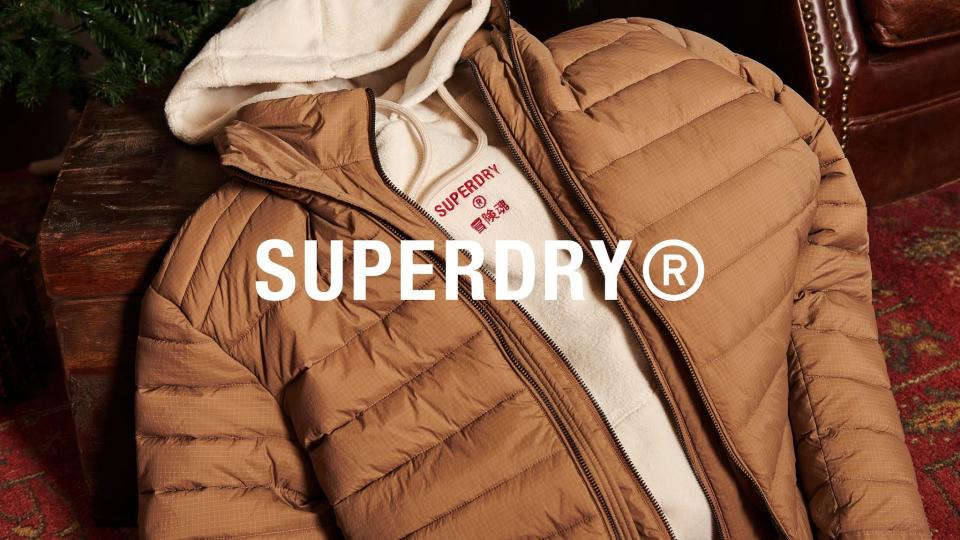 英國潮牌Superdry面臨破產危機，計畫下市重整。（攝自Superdry 臉書）