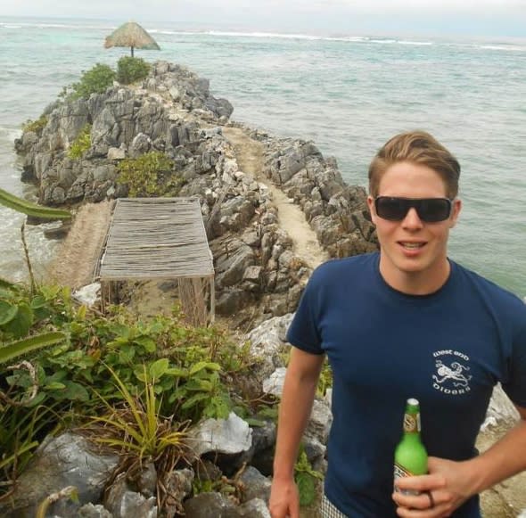 Man offering free round-the-world trip after break-up