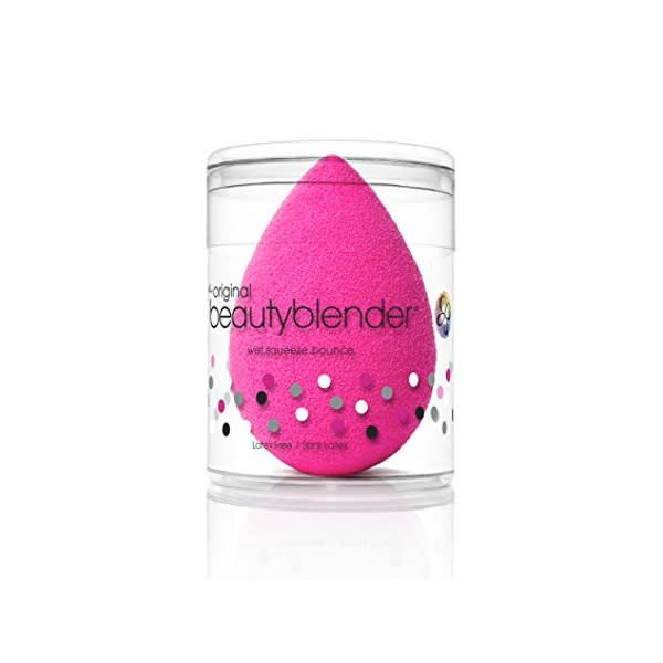 beautyblender Original Makeup Sponge (Photo: beautyblender)