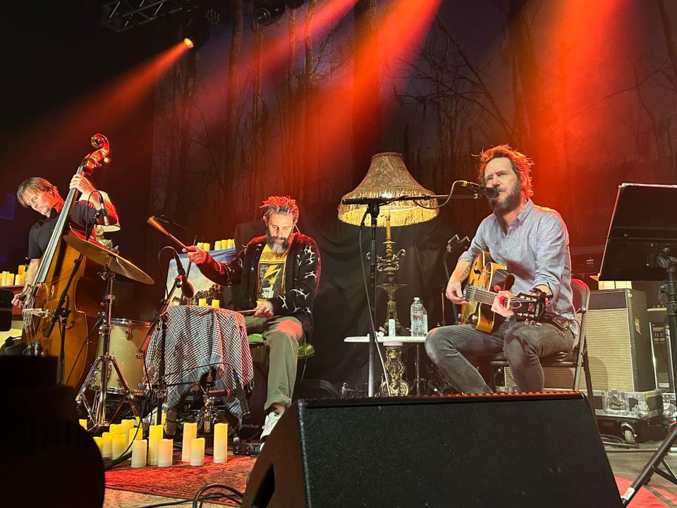 Band of Horses started with an acoustic set at the Roxian Theatre in McKees Rocks.