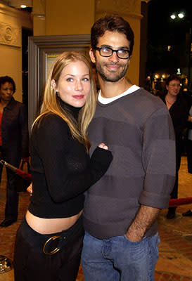 Christina Applegate and Johnathon Schaech at the Westwood premiere of Shallow Hal