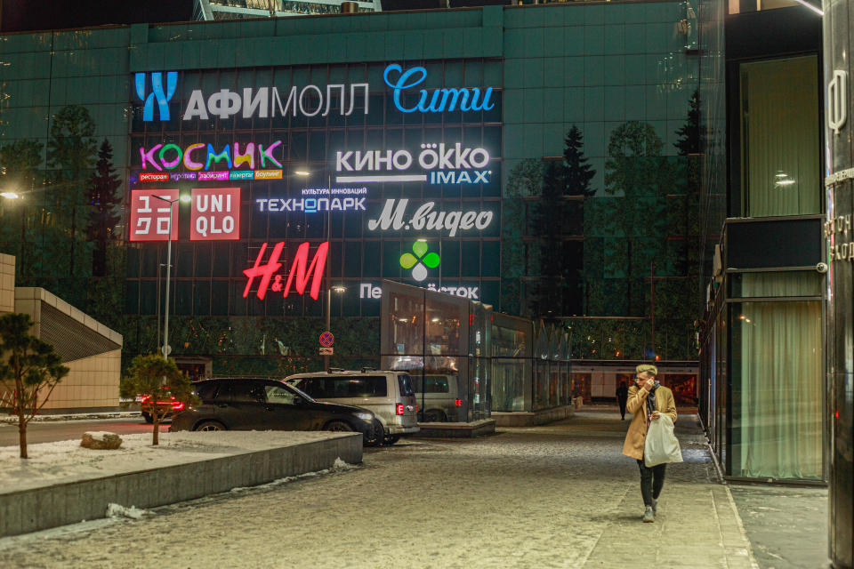 La mayor&#xed;a de empresas occidentales mantienen su negocio en Rusia. (Photo by Alexander Sayganov/SOPA Images/LightRocket via Getty Images)