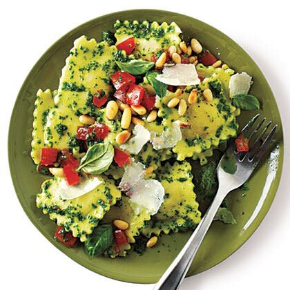 Cheese Ravioli with Pesto