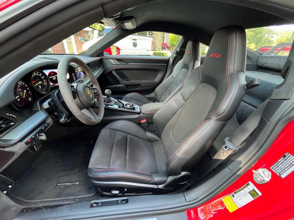 2022 Porsche 911 GT3 interior