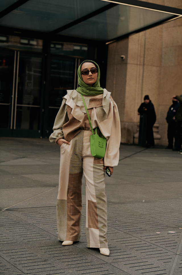 Street Style From New York Fashion Week Fall 2022