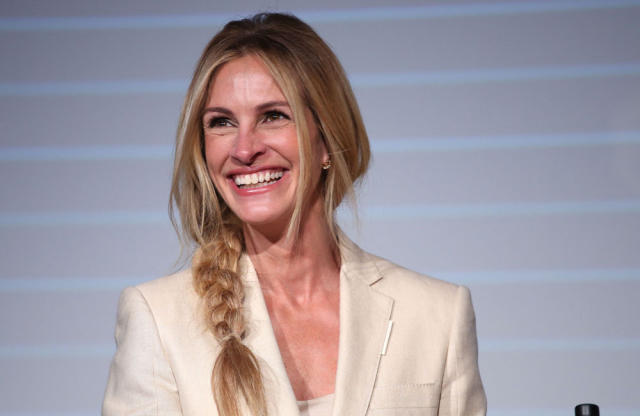 Julia Roberts, Jennifer Aniston to Star in Body-Swap Comedy for