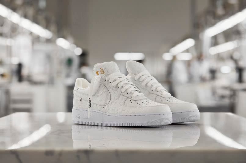 Louis Vuitton x Nike Air Force 1 Exhibition by Virgil Abloh digital  exhibition in Singapore. 2022 Stock Photo - Alamy