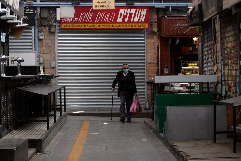 FILE PHOTO: Israel tightens national lockdown amid rise in COVID-19 infections