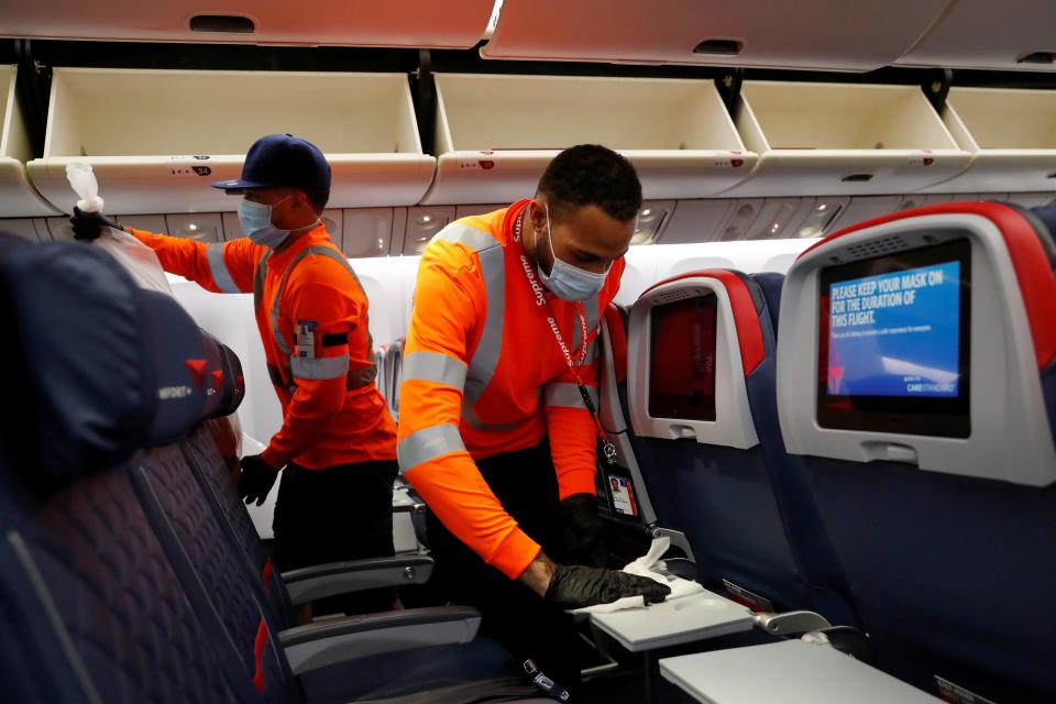 Delta Airlines JFK Ground Crew cleaning Plane August 2020.JPG