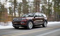 <p>The turbocharged 2.3-liter EcoBoost inline-four returns as the base engine, but output increases from today's 280 horsepower to 300, with torque remaining at 310 lb-ft.</p>