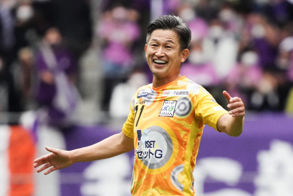 Niemand spielt so lange Profifußball wie Kazuyoshi Miura, hier noch im Trikot seines ehemaligen Vereins  Suzuka Point Getters in der JFL (Bild: Hiroki Watanabe/Getty Images)