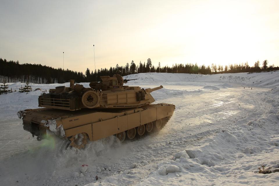 US  Marines with the Combined Arms Company in Bulgaria and members of the Norwegian Army drifted their 126,000 pound M1A1 Abrams tanks around an ice track as part of their pre-exercise training in Rena, Norway, Feb. 18, 2016.